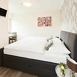 Wagener Bed & Breakfast 3*